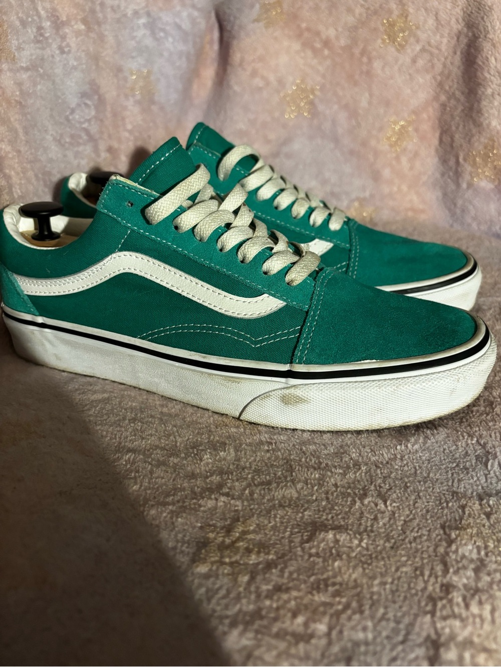 Vans - Picture 2 of 6